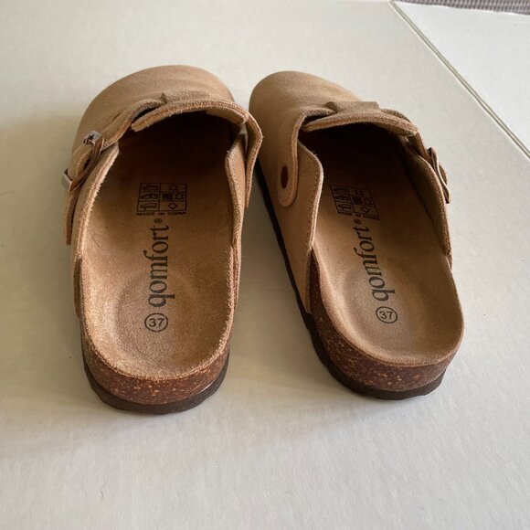 Qomfort Boston style sand suede clog 37 - Picture 2 of 5